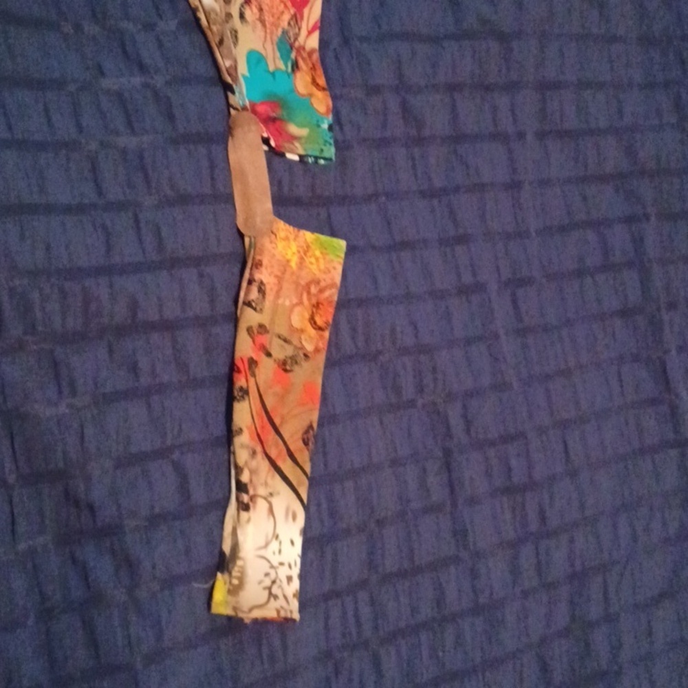 < Multicolor Floral Women's Top Size Small - Picture 5 of 8